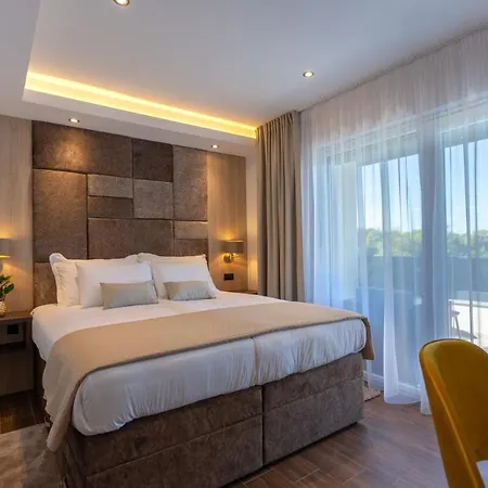 Couette-café Fortis 4*