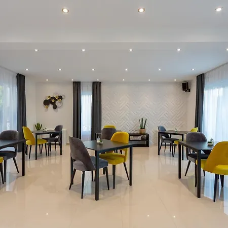 Couette-café Fortis Trogir