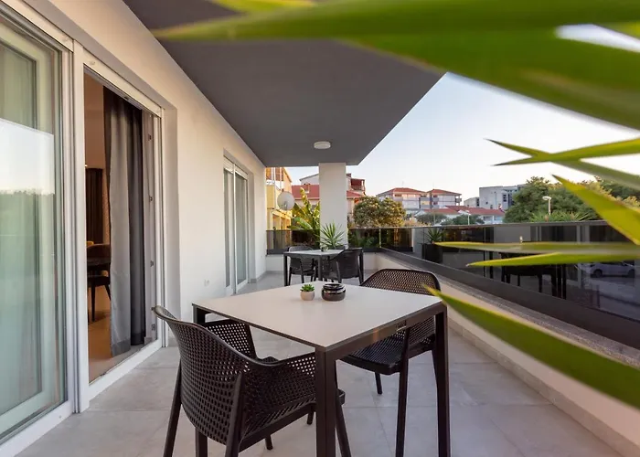 Alojamento de Acomodação e Pequeno-almoço Fortis Trogir