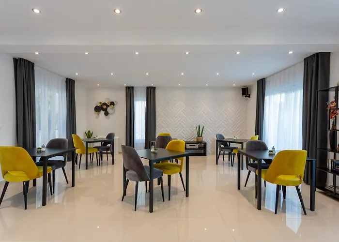 Alojamento de Acomodação e Pequeno-almoço Fortis Trogir