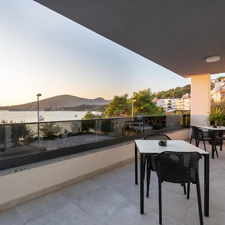 Fortis Nocleg ze śniadaniem