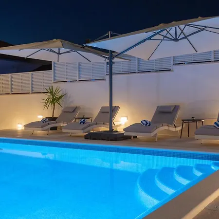 Fortis Nocleg ze śniadaniem Trogir